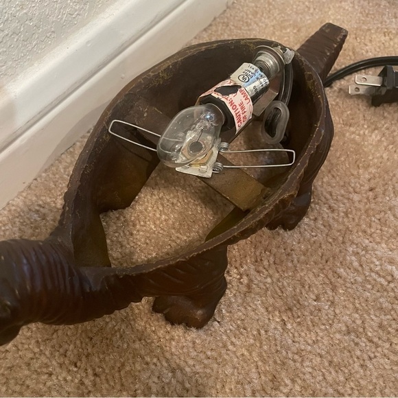 DINOSAUR Lamp with Tiffany Style Yellow Glass Shell 12" Brass - Picture 8 of 9